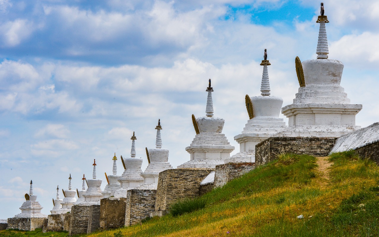 Erdenezuu's stupa | Premium Travel Mongolia