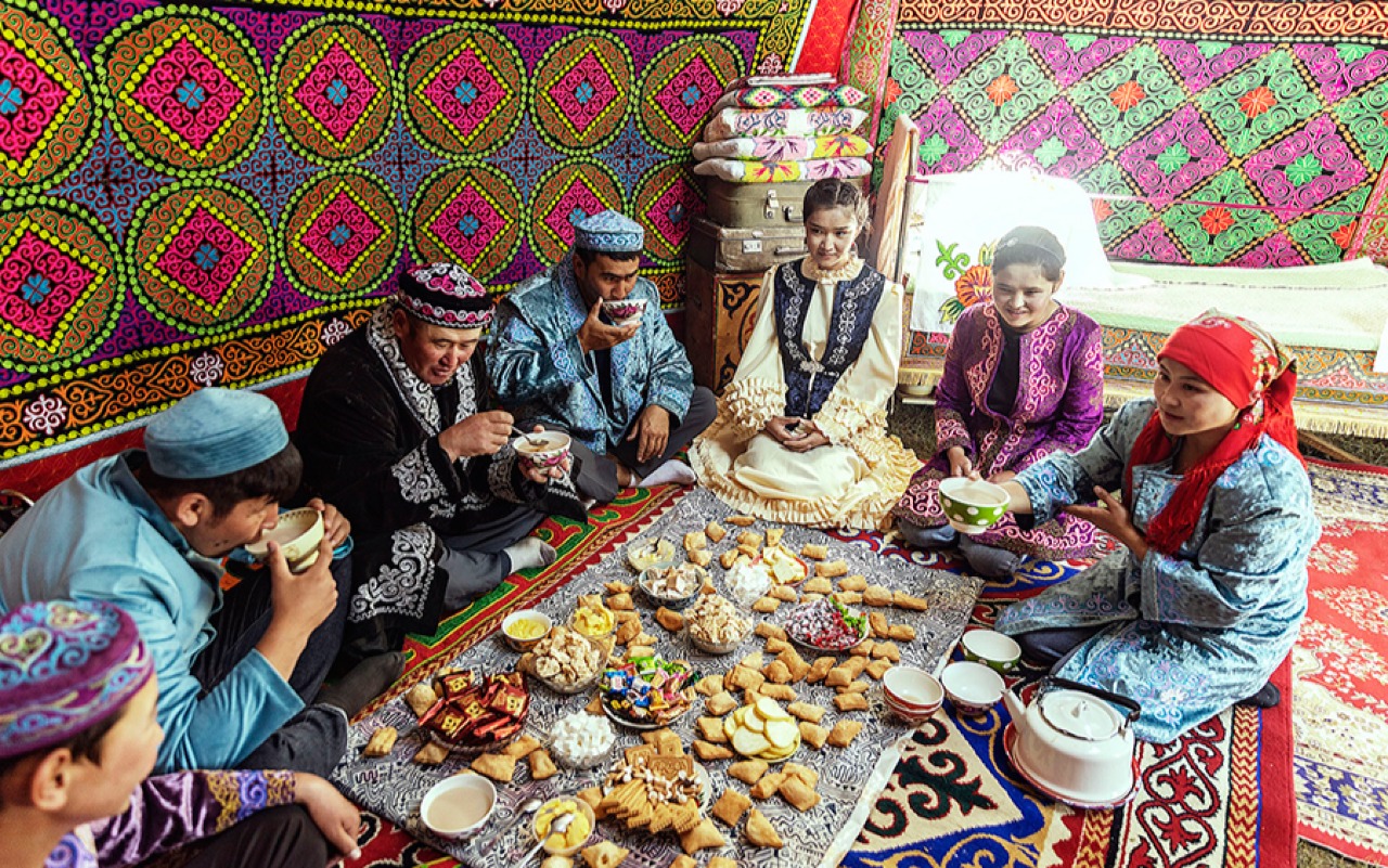 Kazakh nomad family | Premium Travel Mongolia