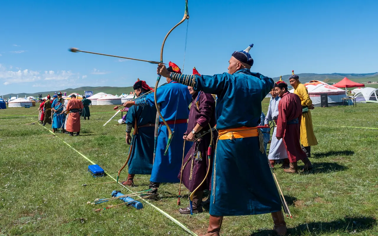 Traditional archery at the Naadam Festival | Premium Travel Mongolia